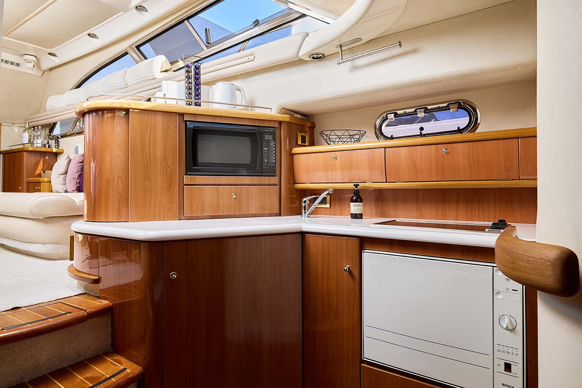 Аренда яхты Sealine F43 Monte Carlo в Питере, Санкт-Петербург